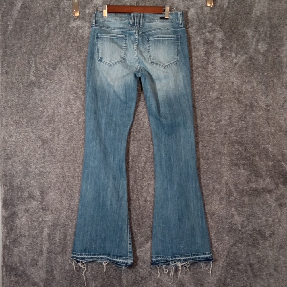 Kut From The Cloth Elena Super Flare Raw Hem Mid Rise  Long Womens 4 - Picture 4 of 12